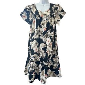 ROYAL CREATIONS Vintage Hawaiian Floral Muumuu Dress Midi Size M USA
